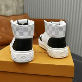 Picture of Louis Vuitton Shoes _SKULVsz38-45hnh120713357